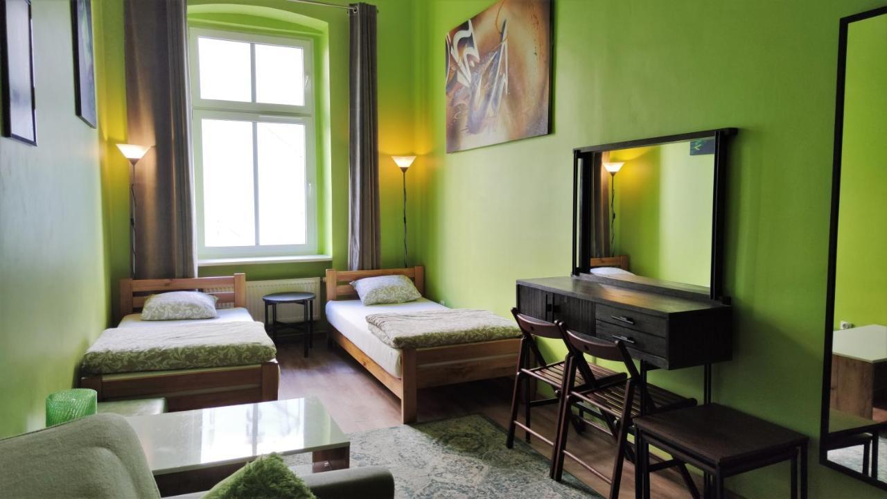 Babel Hostel Wrocław Buitenkant foto
