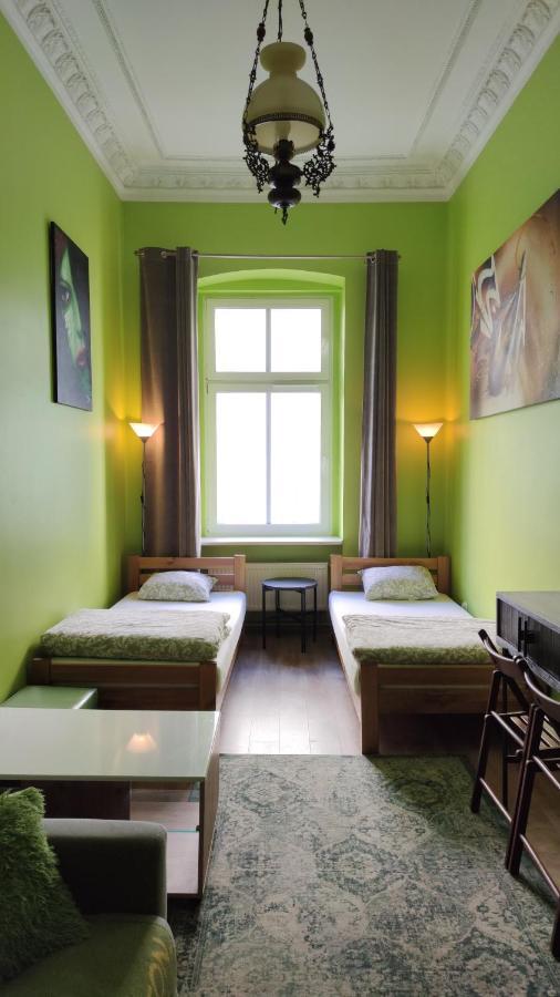 Babel Hostel Wrocław Buitenkant foto
